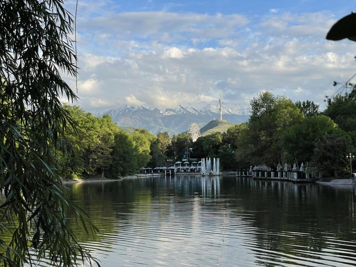 Апартаменты #3 Almaty Bagian luar foto